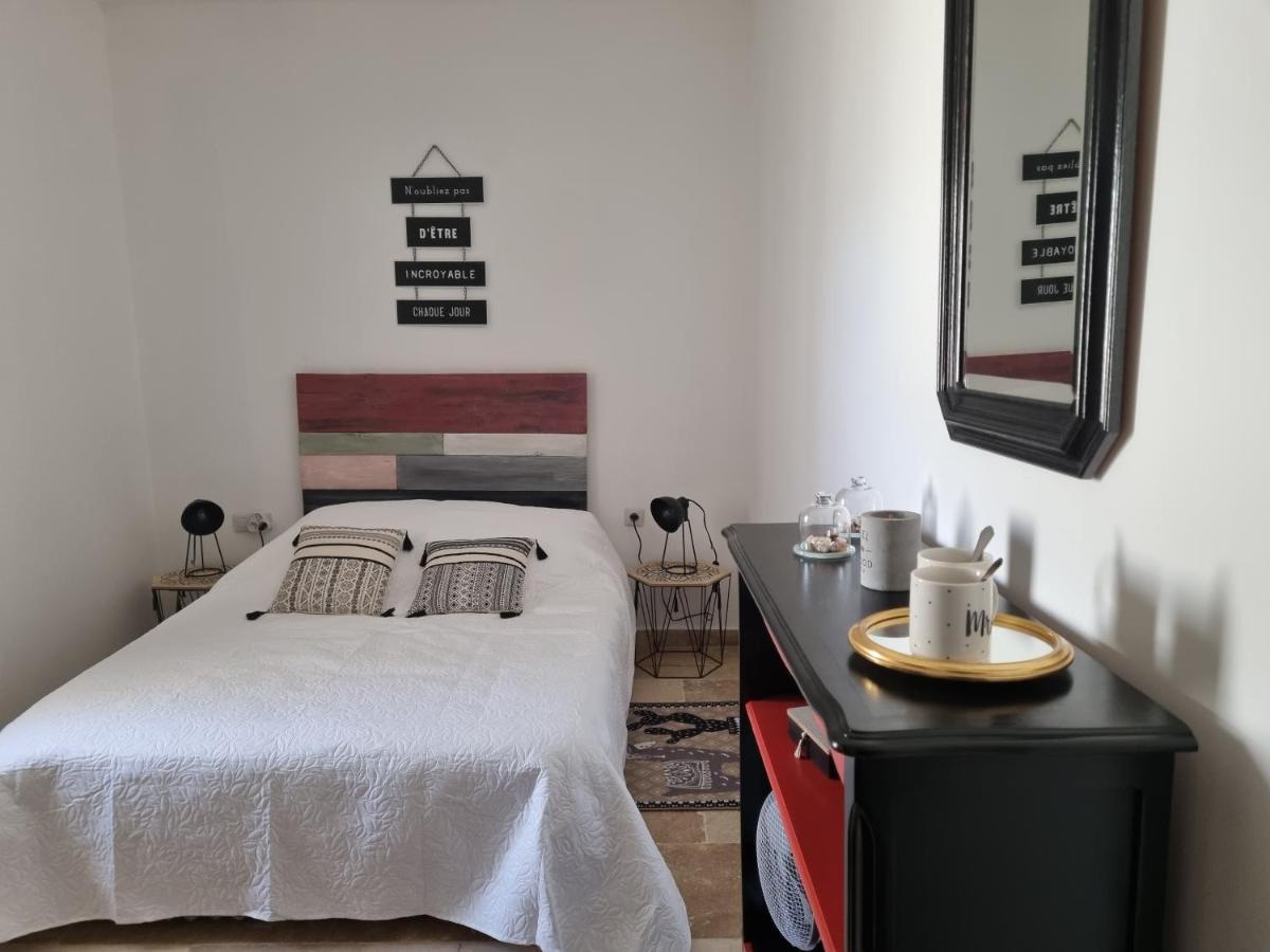 La Bastide Bed & Breakfast Bédarrides Eksteriør bilde