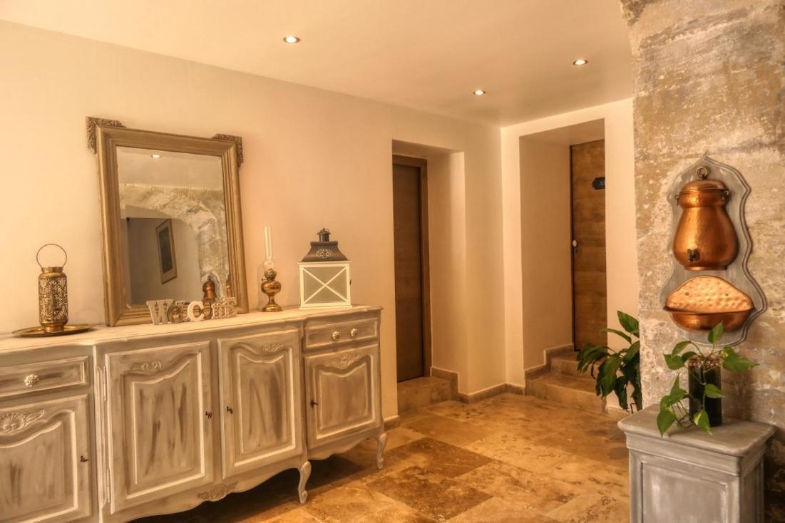 La Bastide Bed & Breakfast Bédarrides Eksteriør bilde